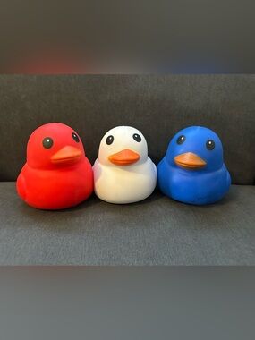 Sunny Days Squishy Duck Americana Bundle (3 items) All Brand New with tag